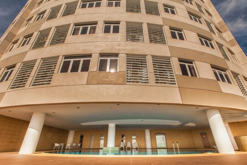 Luxfort 118 Service Suites Tanjung Tokong Eksteriør bilde